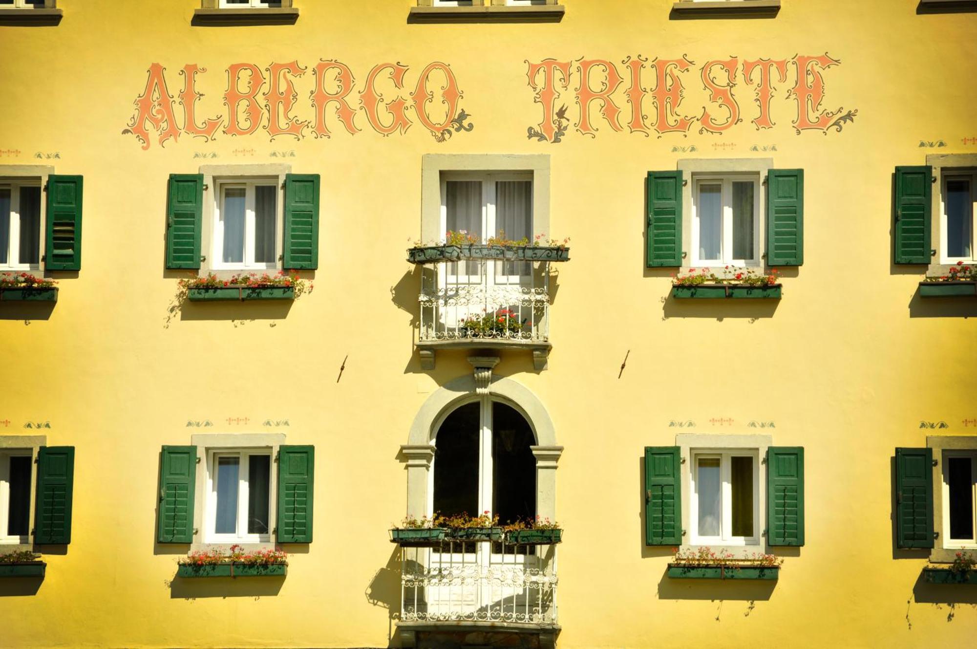 Albergo Trieste Lorenzago Di Cadore المظهر الخارجي الصورة